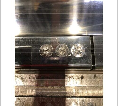 収納ケース用金型のデートマーク交換 | プラスチック金型メンテセンター.COM 収納ケース用金型のデートマーク交換 | プラスチック金型メンテセンター.COM