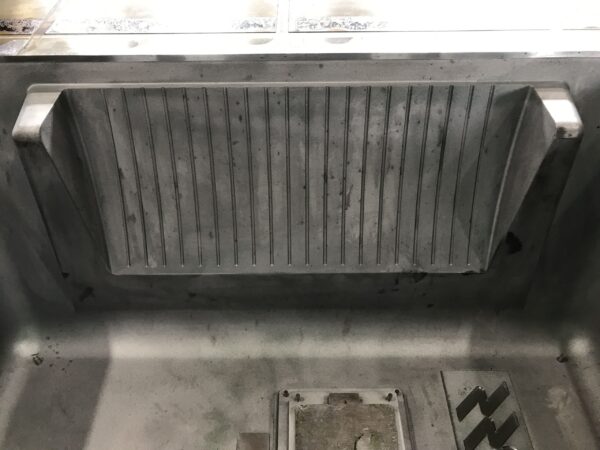 音楽用スピーカー用金型の腐食修理 | プラスチック金型メンテセンター.COM