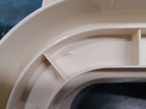 成形品への金型の油汚れ付着 | プラスチック金型メンテセンター.COM