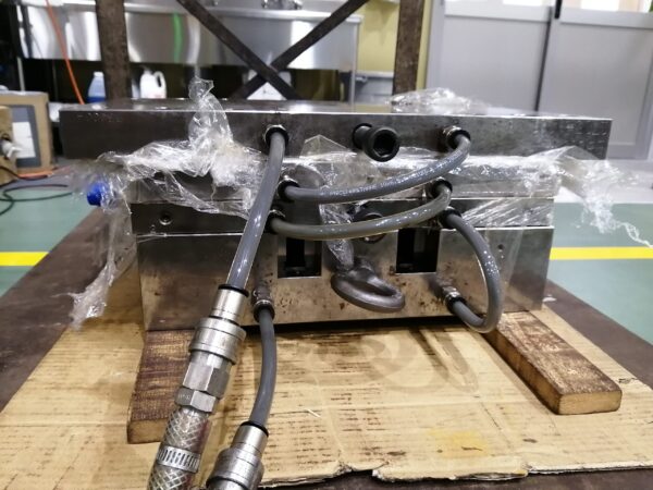水管ウォーターリーマ清掃 | プラスチック金型メンテセンター.COM 水管ウォーターリーマ清掃 | プラスチック金型メンテセンター.COM