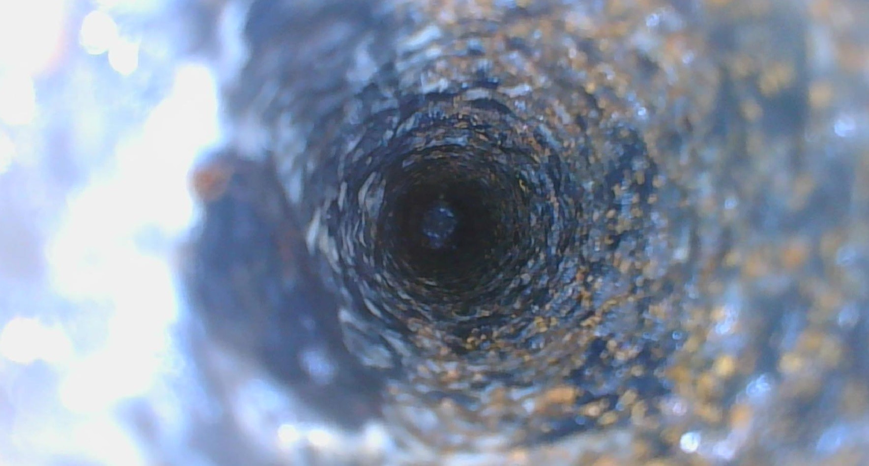 金型の水管詰まりの原因とは？効果的な洗浄方法と対策を徹底解説！ | プラスチック金型メンテセンター.COM