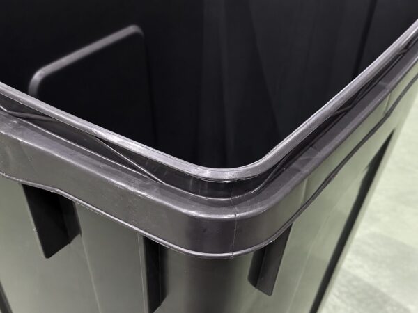 医療用ゴミ箱　射出成形金型　バリ修理 | プラスチック金型メンテセンター.COM